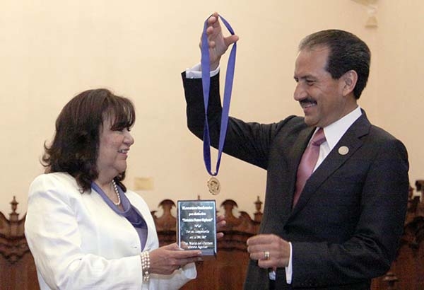 BUAP entrega por primera ocasión reconocimiento “Herminia Franco Espinosa”
