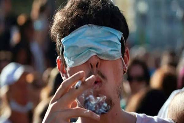 Jóvenes de 18 a 29 años, los más contagiados de COVID en el último mes: SSA