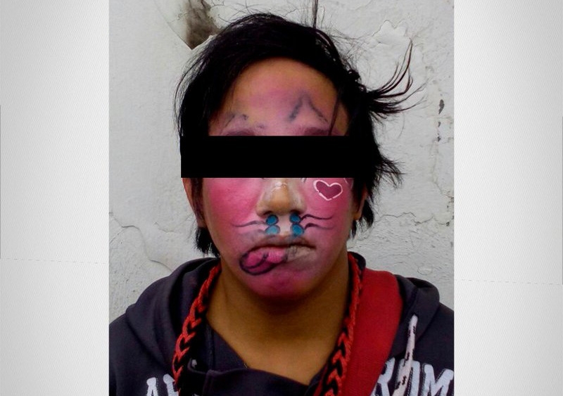 Vestido de payaso intenta violar a mujer de su familia en Xonaca