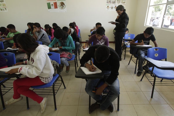 Sin maestros “idóneos”, SEP hará nombramientos provisionales