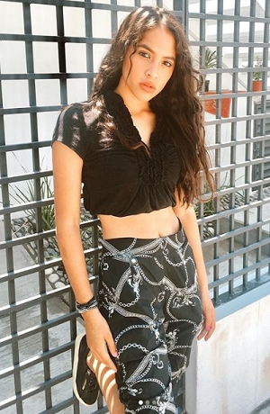 Karyme, la sensual hermana de Edwin Sánchez, de La Trakalosa