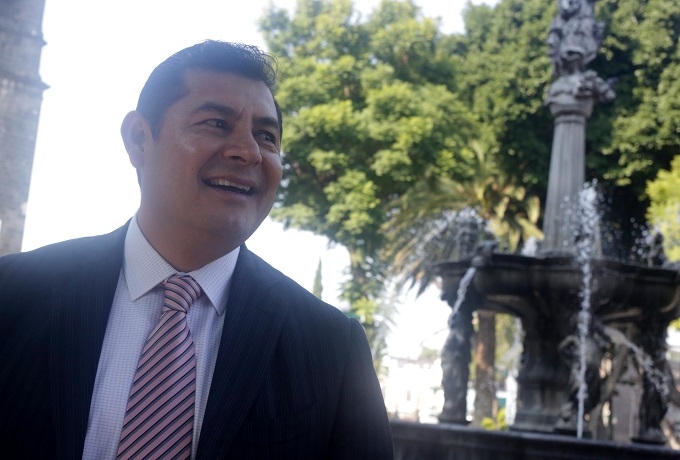 Armenta defraudó a damnificados por huracán “Dean” en 2007