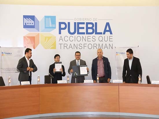 Puebla simplifica 167 trámites gubernamentales de alta frecuencia