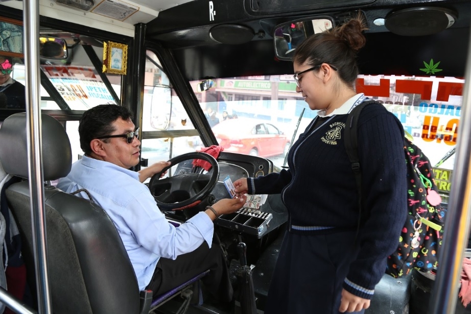 SEP agilizará credencialización gratuita para tarifa preferencial en transporte