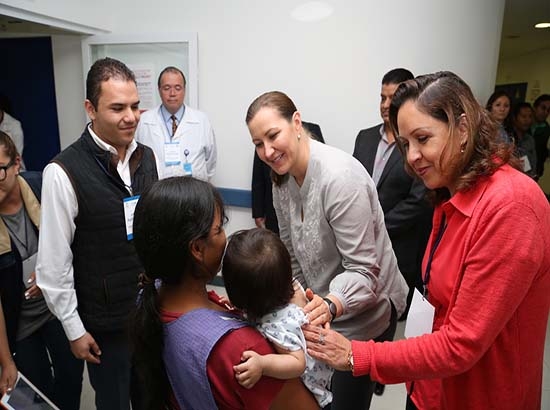 The Austin Plastic Surgery Foundation realiza 28 cirugías gratuitas de paladar hendido en Puebla