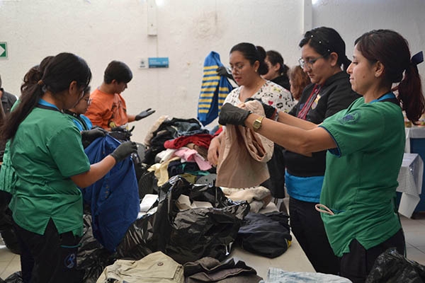 La BUAP dedicó la campaña “Piecitos fríos” a habitantes de Tochimilco