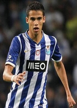 Diego Reyes podría regresar al Porto