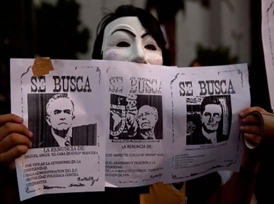 Paro del jueves por Ayotzinapa incluirá el bloqueo del aeropuerto de la Ciudad de México