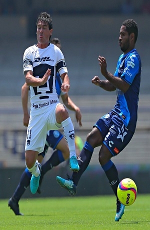 Club Puebla salió goleado de CU, 4-2 ante Pumas