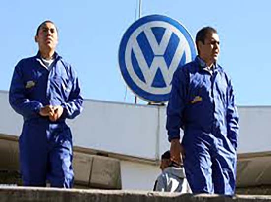 IP de Puebla llama a empresa y sindicato a evitar huelga en VW México