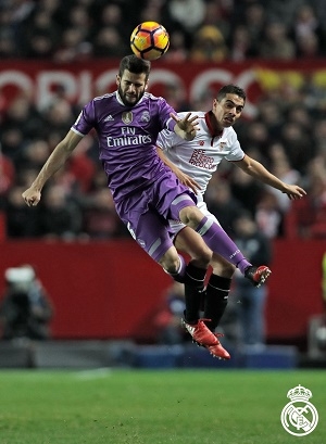Real Madrid dejó récord en 40 victorias consecutivas, cayó 2-1 ante Sevilla