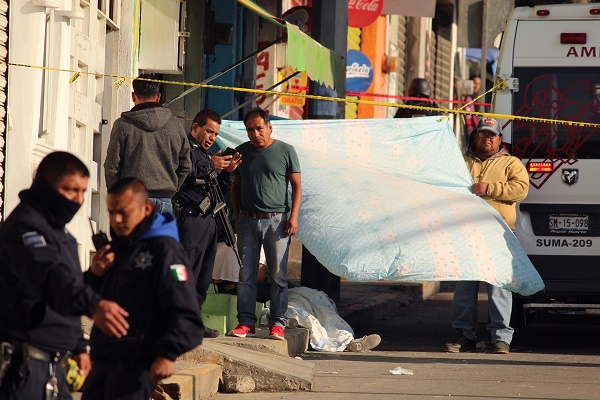 Matan a hija de tortillero por negarse a pagar “piso” de 30 mdp en Xochimehuacan