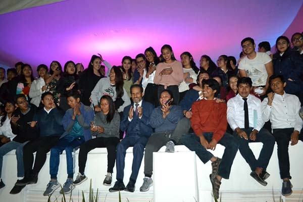 BUAP: se reunió el rector Esparza Ortiz con jóvenes de la casa del Estudiante “Hermanos Serdán”