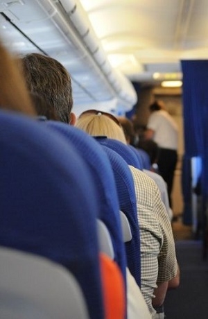 “Olor a pies” obligó a avión realizar aterrizaje de emergencia
