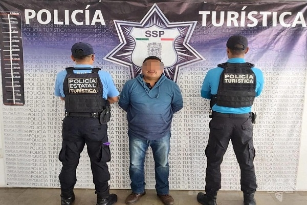 Cayeron sujetos con arma de fuego y camioneta robada en Huixcolotla