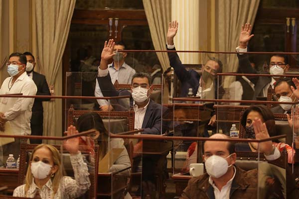 Congreso convoca a elección extraordinaria y crea concejos en Miahuatlán y Teotlalco
