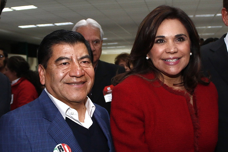 Marín autorizó gasolinera a Blanca Alcalá, días antes de concluir mandato