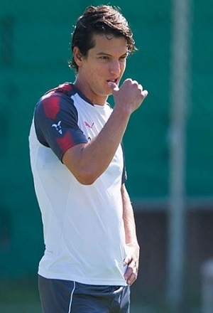 Carlos Fierro es nuevo delantero del Cruz Azul