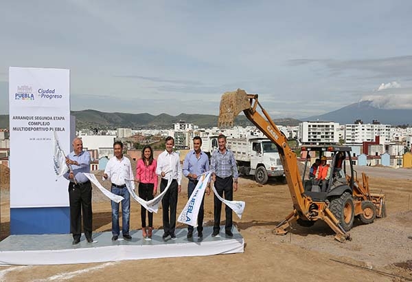 Gali y Cabalán Macari inician segunda etapa del Complejo Multideportivo de Puebla