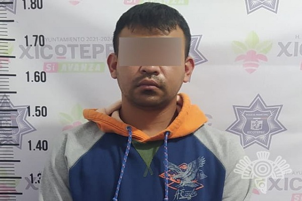 Sujeto con 20 contenedores de huachicol es atrapado en Huauchinango