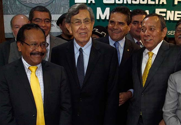 Zambrano exhorta a militantes del PRD a votar con civilidad