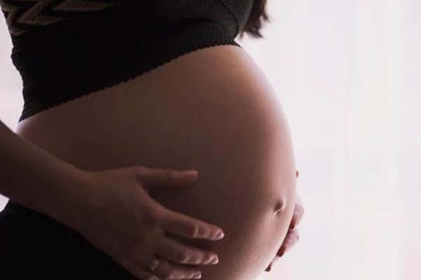Puebla reporta 64 muertes maternas; incrementan en 71%