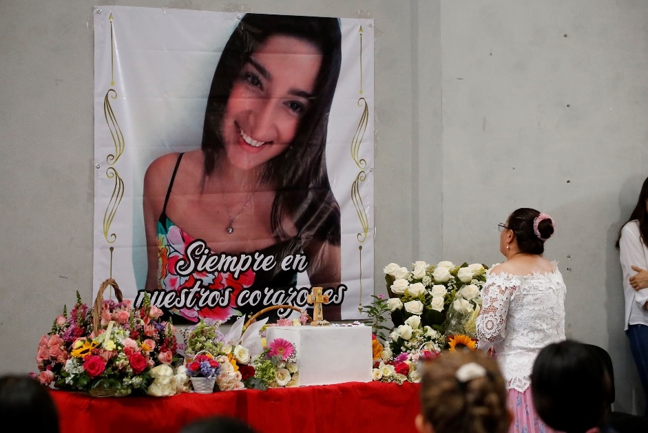 BUAP realiza homenaje a Ingrid, estudiante asesinada
