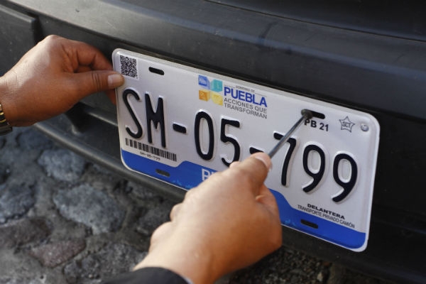 93 por ciento de vehículos de Puebla cumplió con el canje de placas