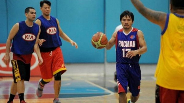 Manny Pacquiao se convierte en entrenador de baloncesto en Filipinas