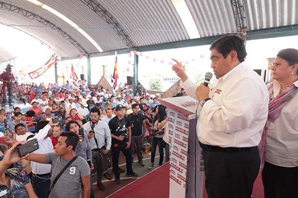 Terminó el tiempo de la “burocracia dorada” en Puebla: Miguel Barbosa
