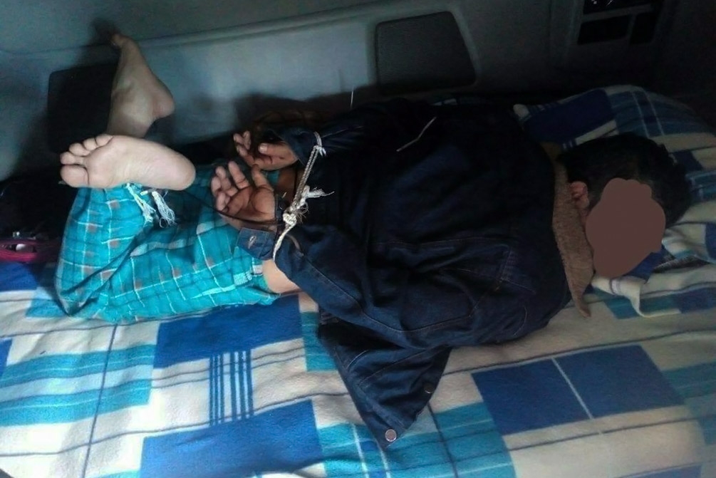 FOTOS: PF rescata a chofer de tráiler maniatado en la Cuacnopalan-Oaxaca