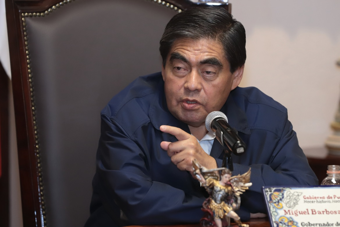 Mario Delgado no es de izquierda: Barbosa
