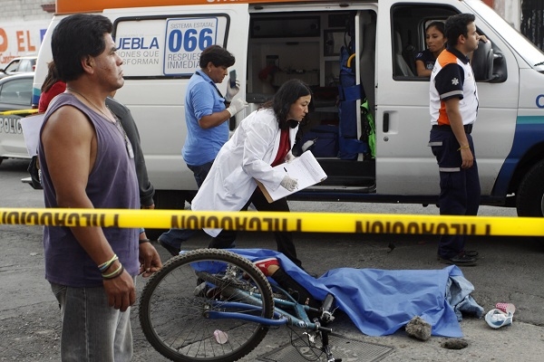 Niña murió atropellada por transporte público en Lomas del Sur