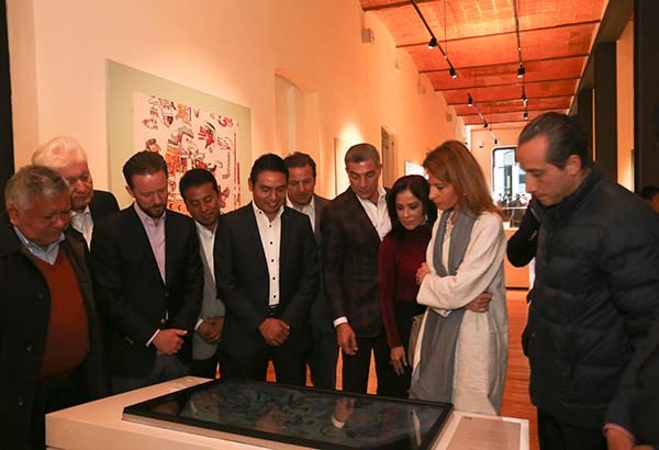 Tony Gali recibió la denominación de Memoria del Mundo del  “Lienzo de Quauhquechollan”