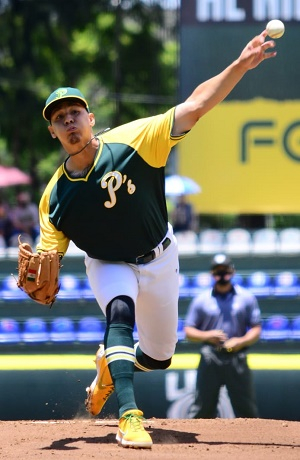 Pericos cae en el tercero de la serie ante Águila de Veracruz