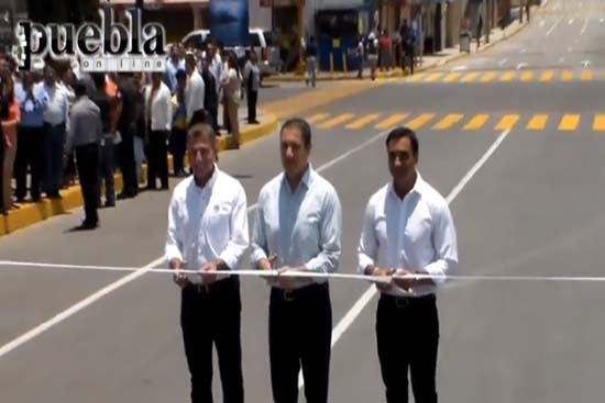 Entregan la 25 Poniente; RMV anuncia puente en la 31 y glorieta en Blvd. Hermanos Serdán
