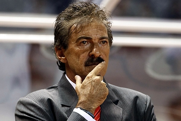 Podóloga de Chivas denuncia a Ricardo La Volpe por acoso sexual