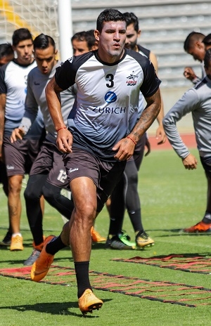 Lobos BUAP va por el triunfo ante Monterrey