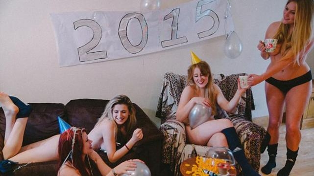 FOTOS: Jugadoras de rugby de la Universidad de Liverpool en sensual calendario