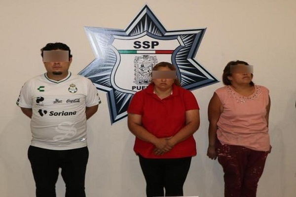 Cibernarcomenudistas son asegurados cuando hacían “entregas” en Puebla