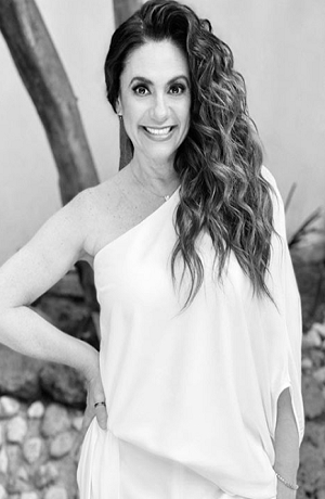 Penélope Menchaca anuncia adiós de Enamorándonos