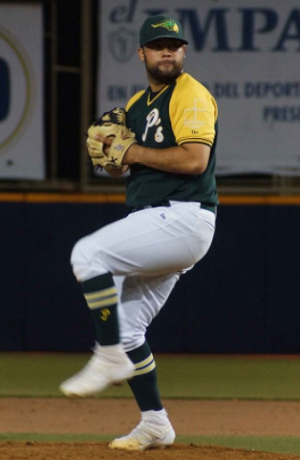 Pericos barre a Guerreros de Oaxaca; se impone 9-4 en el tercer juego
