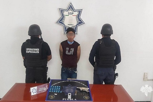 Policía Estatal detuvo a narcomenudista y asaltante de transporte público en Puebla