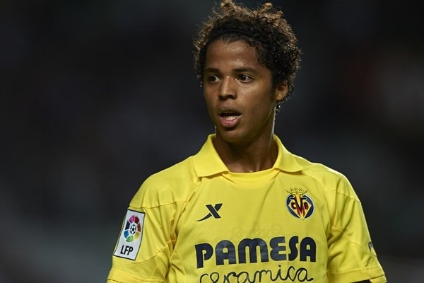 Gio ya entrenó con el Villarreal
