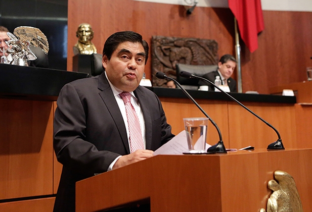 Miguel Barbosa quiere candidatura del PRD al gobierno de Puebla en 2018