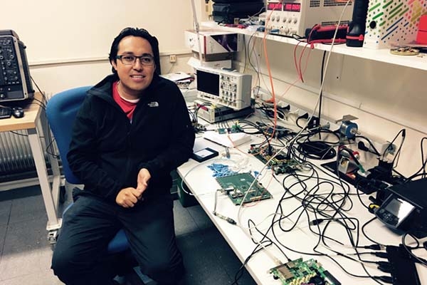 Egresado de la BUAP obtiene plaza en la Universidad de Princeton
