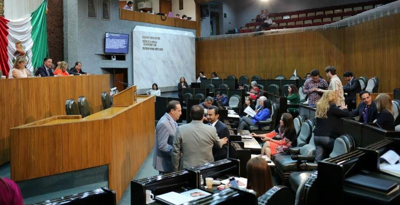 Congreso de Nuevo León aprueba matar en legítima defensa