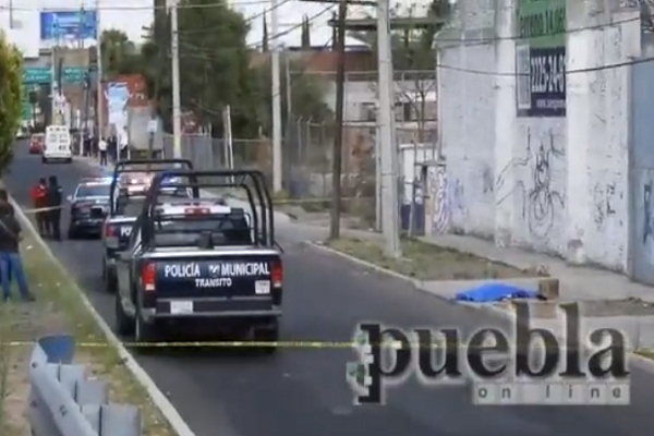 Muere exmilitar que evitó atraco y abatió a un ladrón en la Recta a Cholula