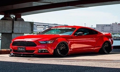 Ford Mustang, personalizado por Liberty Walk