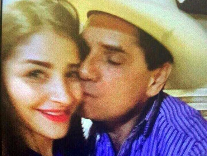 Silvano Aureoles niega relación con secuestradora, pese a fotos